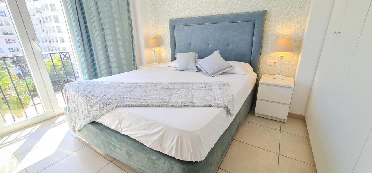 Beautiful Bedroom With Private Bathroom Marbellac